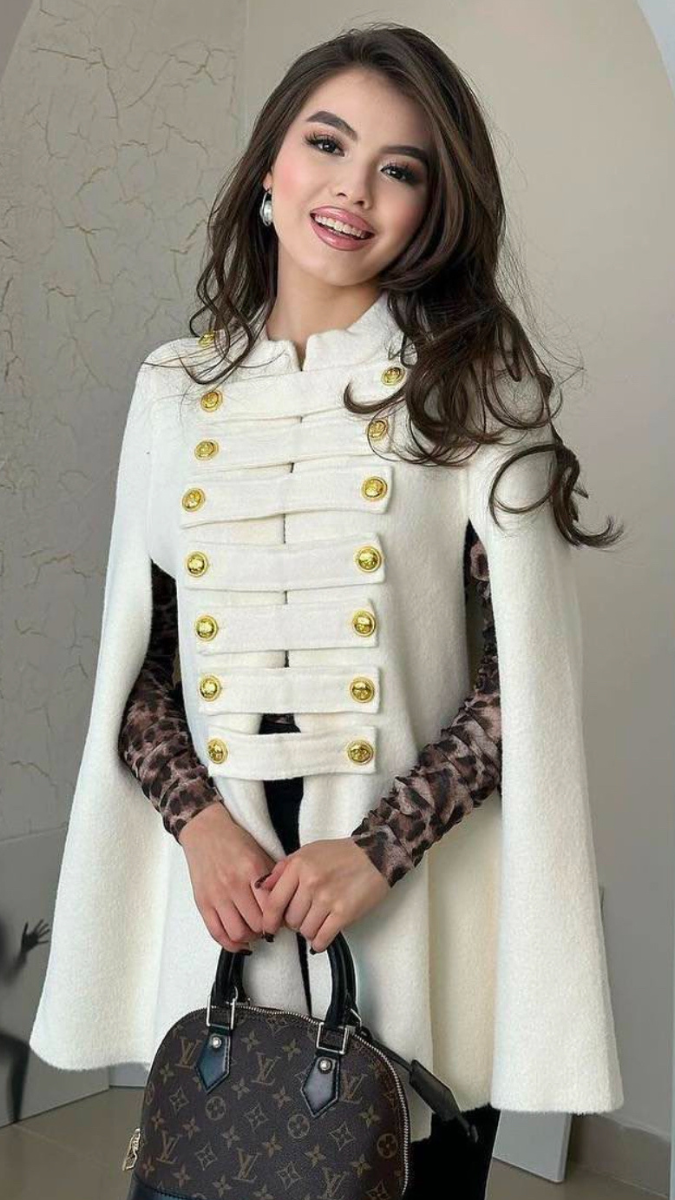 Women’s Elegant Winter Cape Shawl/Wrap with Tassels