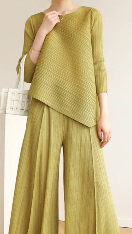 Fc Macia Mint Pleated Flare Pants