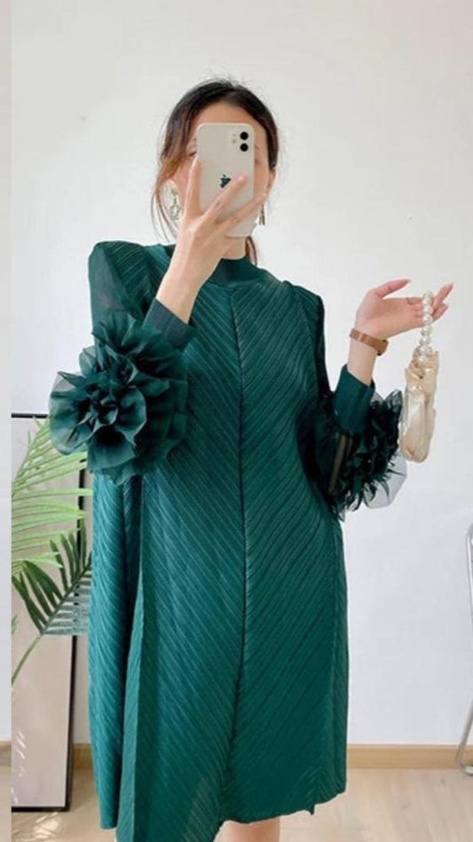 Fc Black Round High Neck Pleated Dress