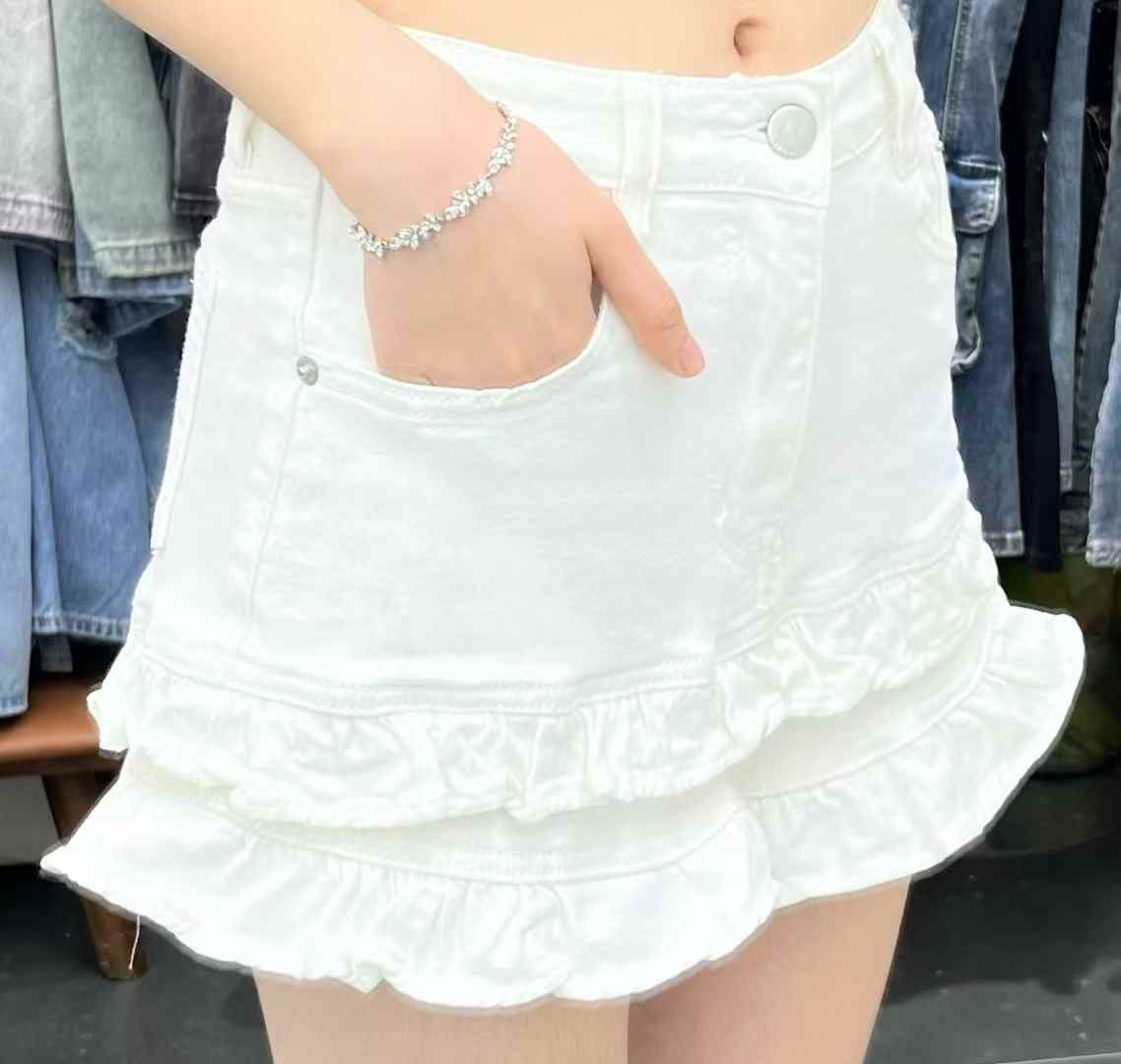 Ruffle End Denim Shorts FC1814