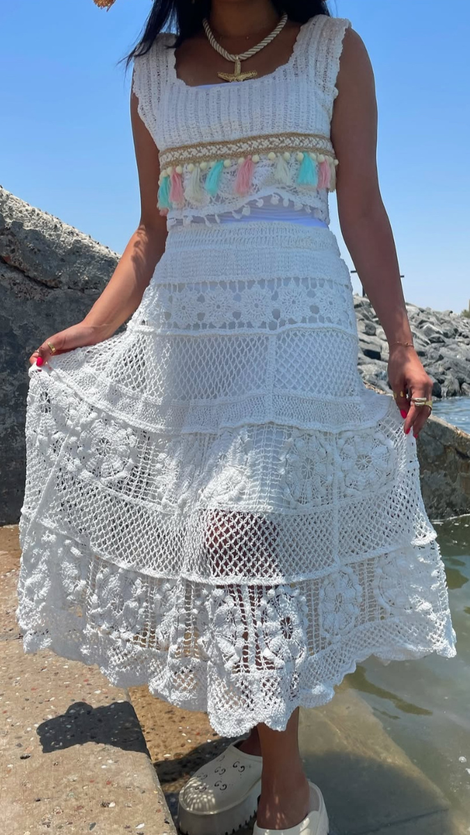 Beautiful Sleeveless Crochet Dress FC1784