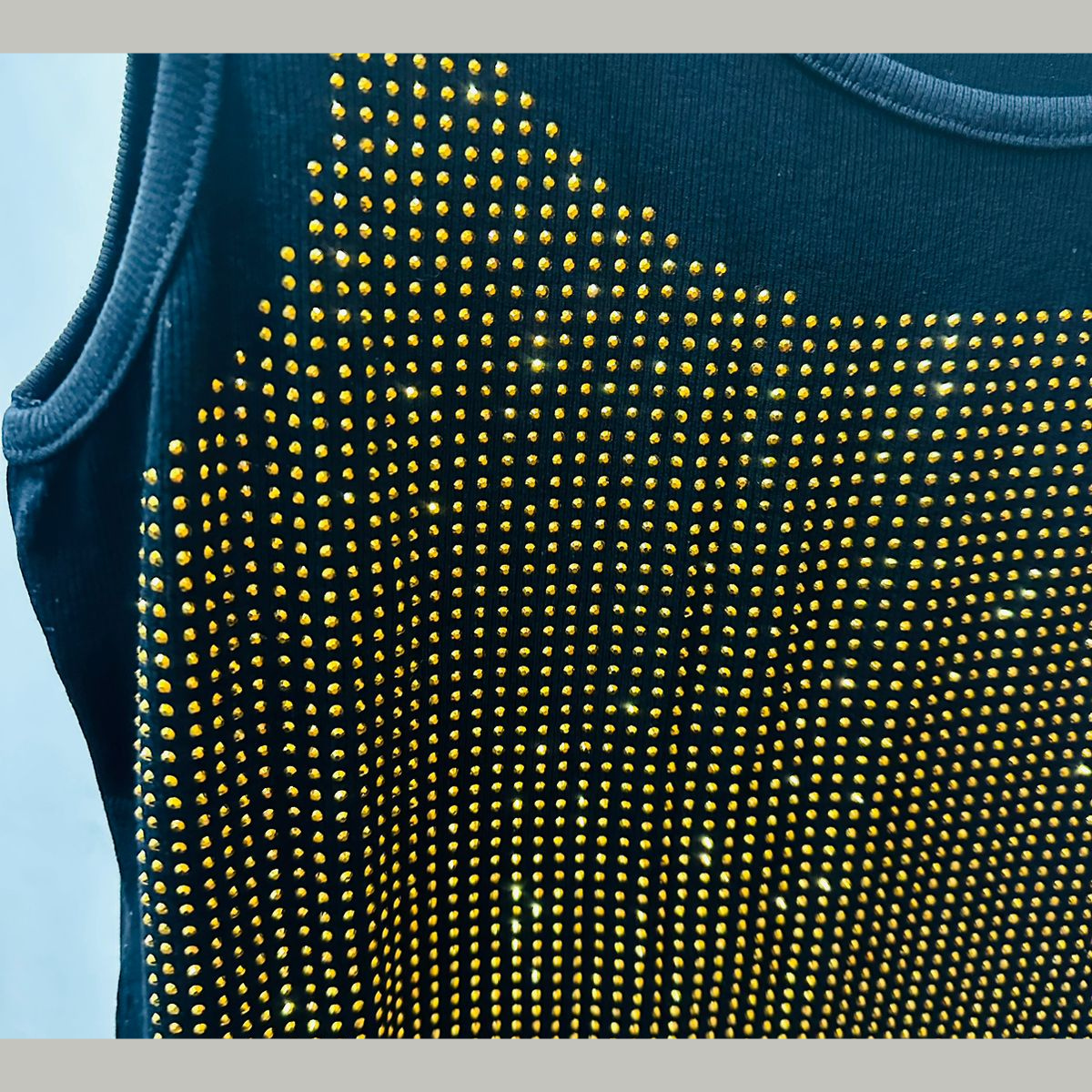 Crystal-Cut Top