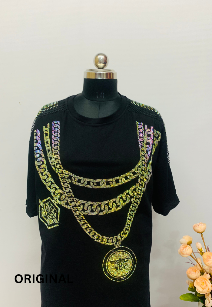 EMBELLISHED GRAPHIC TSHIRT