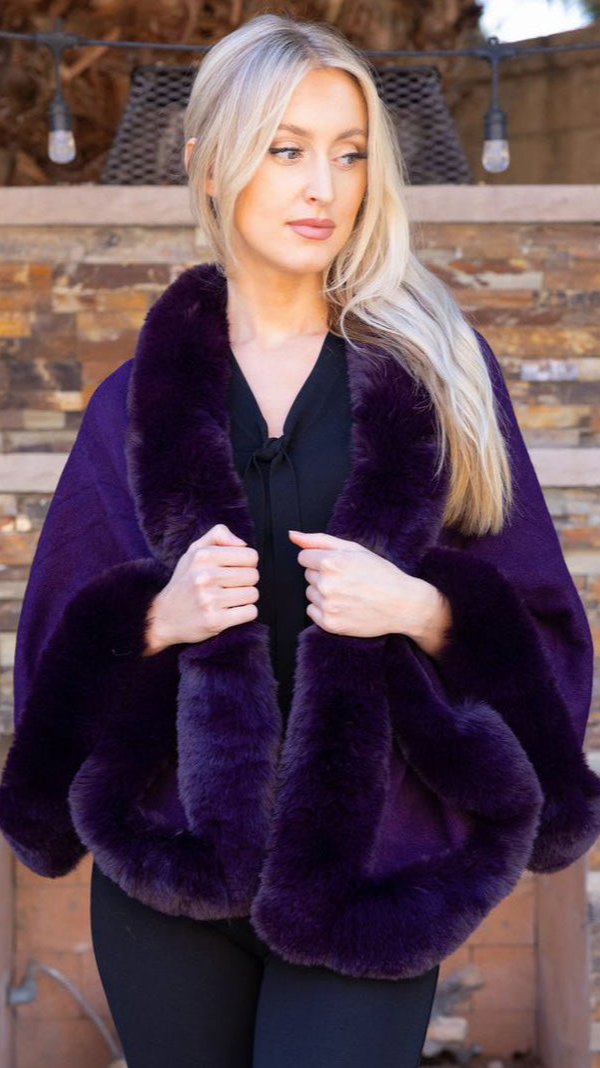 FC Luxurious One Size Fit to All Winter Faux Fur Cape