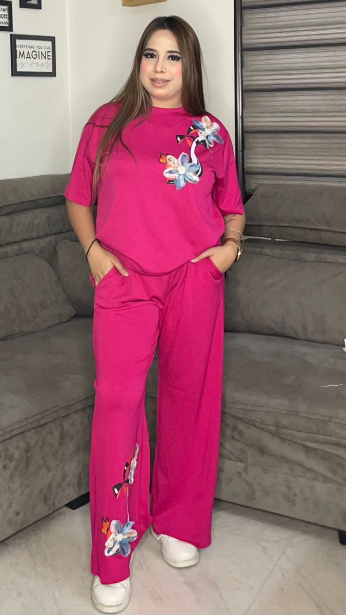 Flower Embedded Loose T- Shirt And Wide Pant Coord Set FC1789
