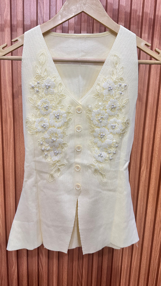 Front Botton With Slit Top FC1860