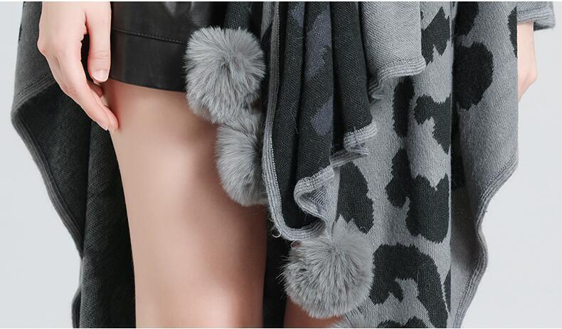 FC Woollen Knitted Furr Neck Women Printed poncho Capes