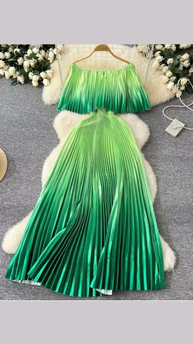 Off-Shoulder Pleated Maxi Dress FC1884