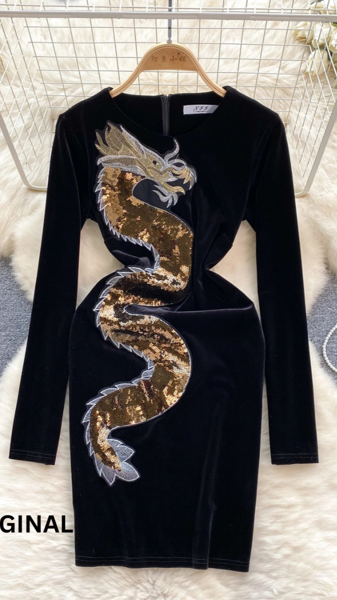 Sequence Embedded Dragon Dress