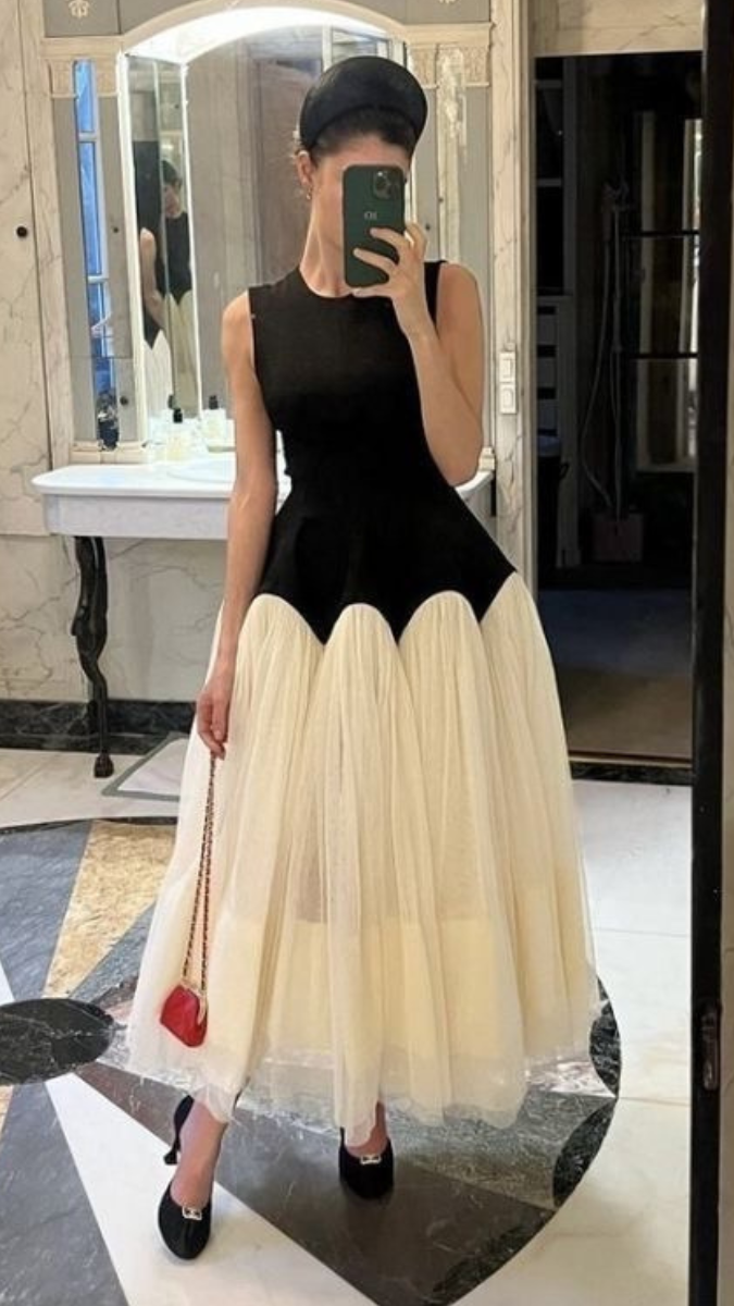 Two-Tone Contrast Tulle Sleeveless Partywear Midi Dress FC1895