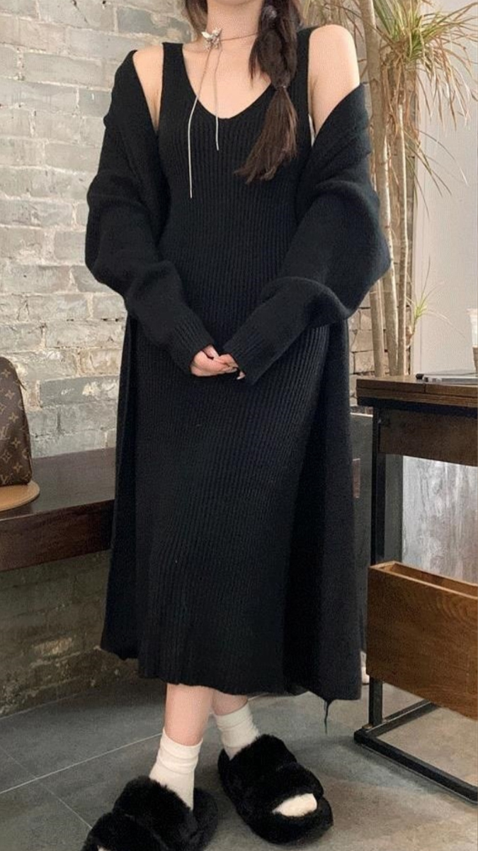 Woolen Dress With Long Shrug FC1709