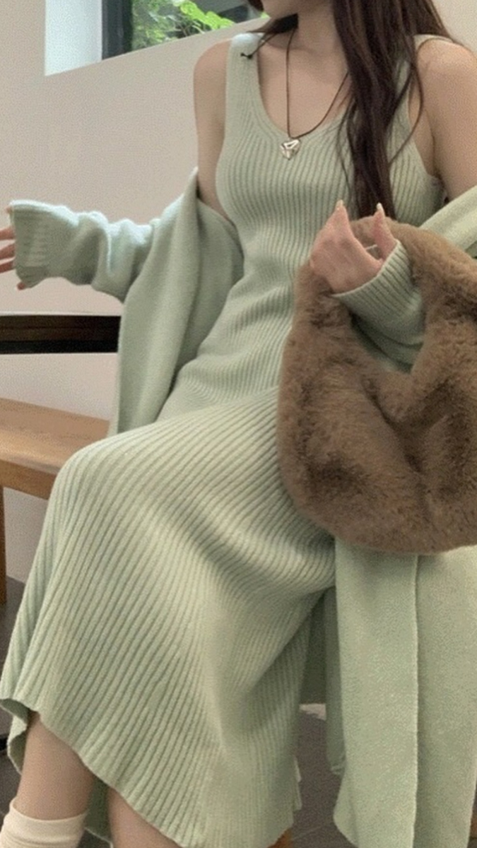 Woolen Dress With Long Shrug FC1709