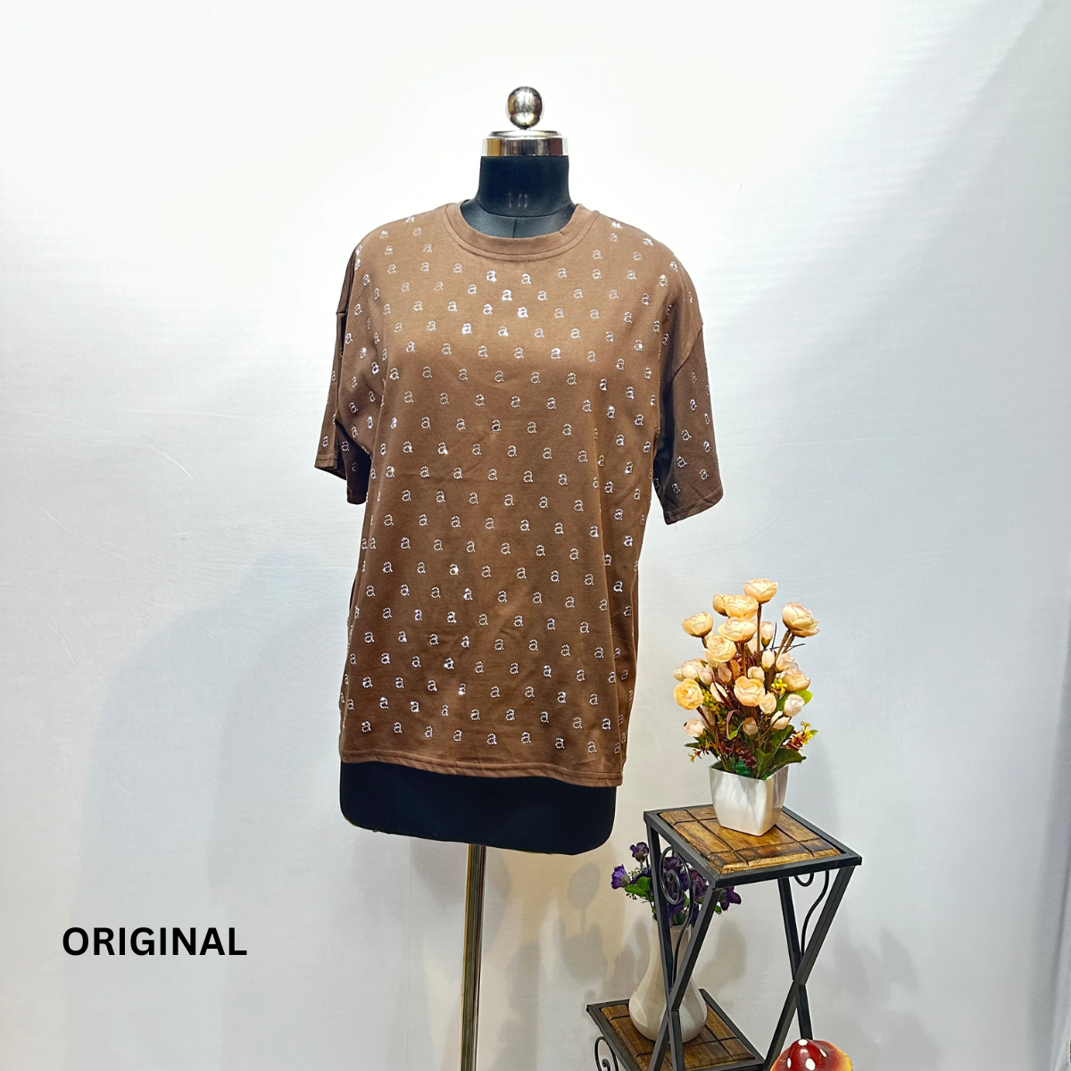 a Embellish T-Shirt
