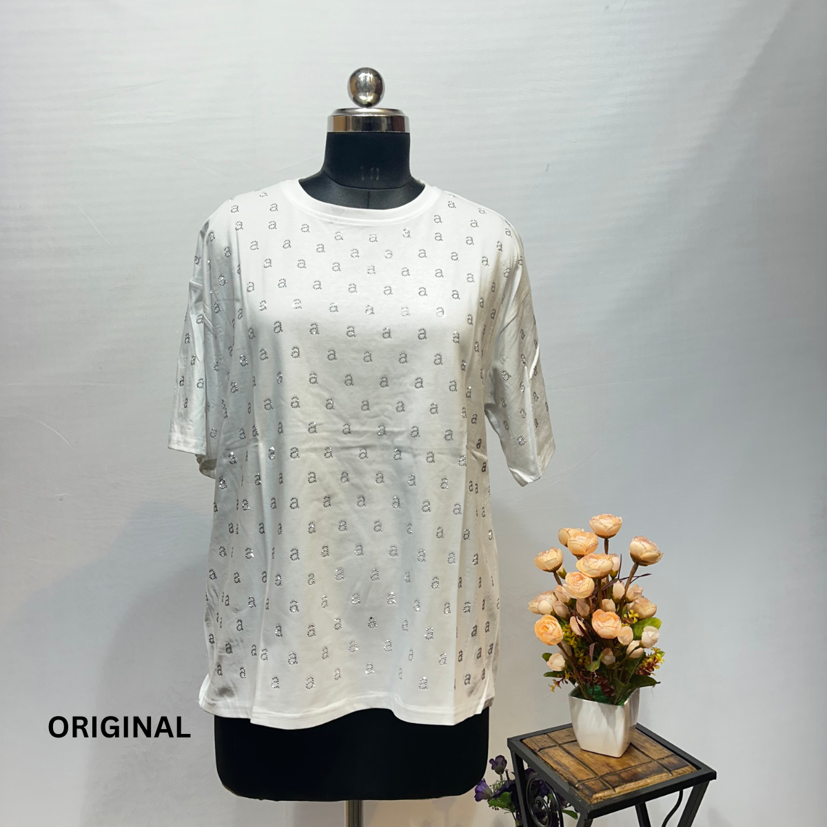 a Embellish T-Shirt