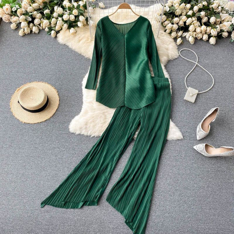 FC Solid Color Pleated Two Piece Set