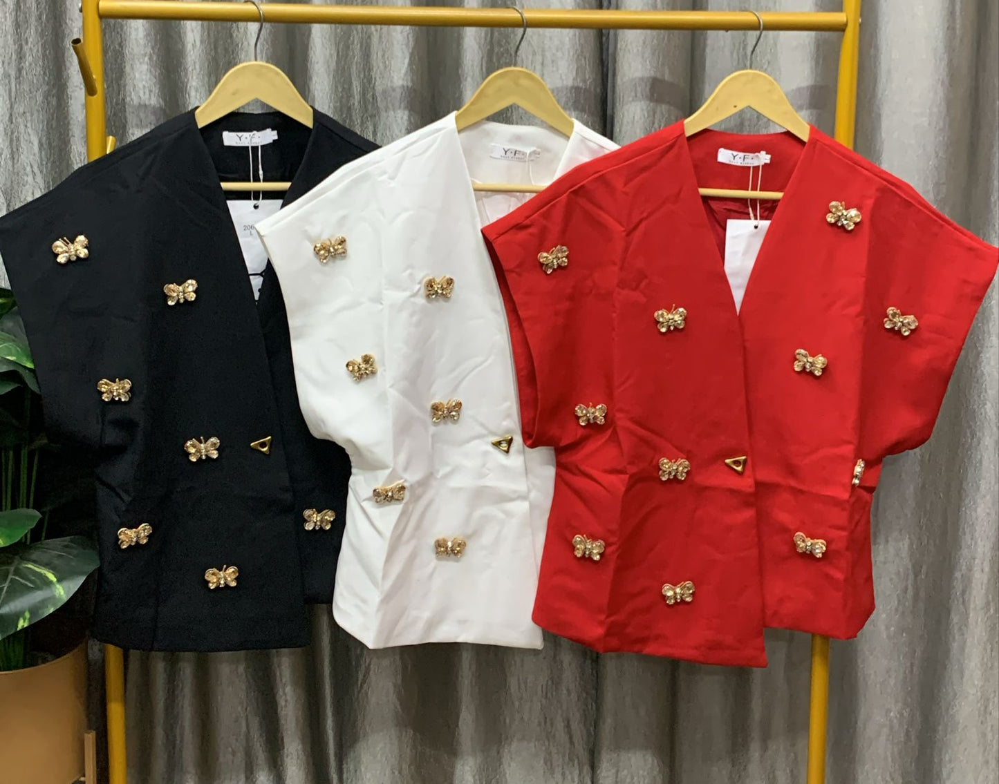 Rhinestone Design Embedded  V Neck Blazer FC1921