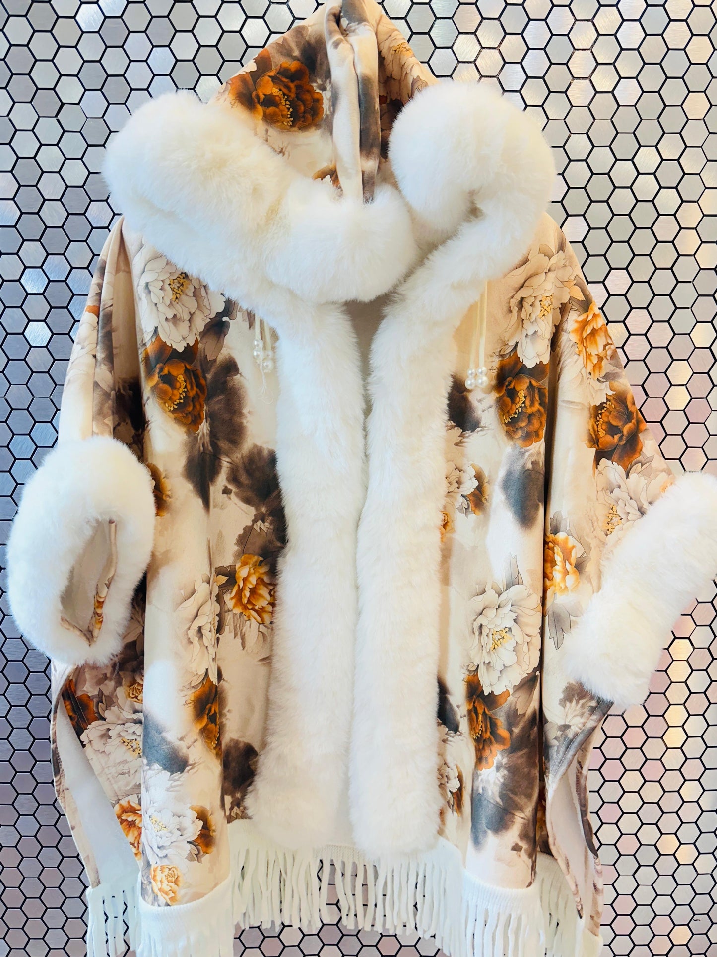 Premium Furr Cape FC1680