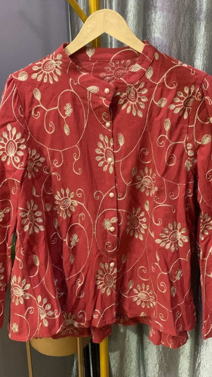 Beautiful Floral Embroidery Shirt FC2209