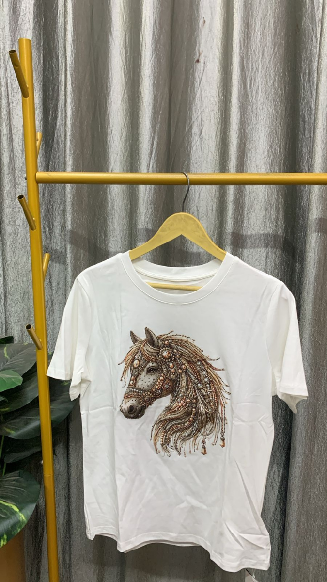 Beautiful Horse Printed Half Sleeve T-Shirt FC2470