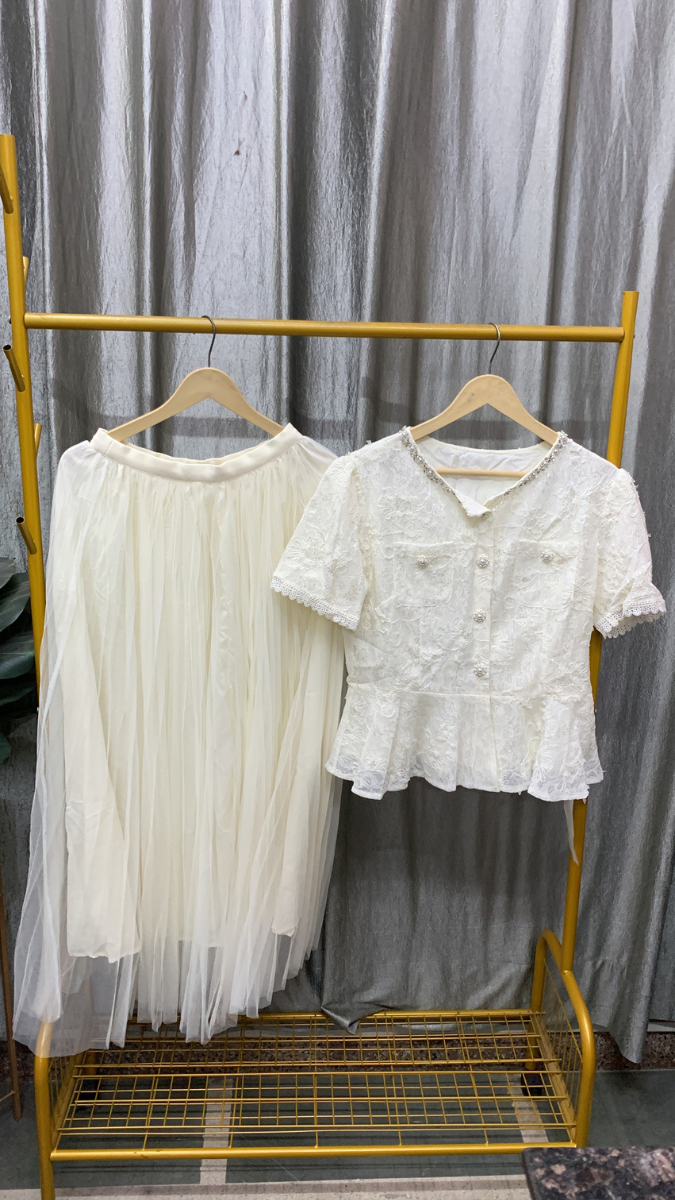Beautiful Stone Neckline Top With Pleaded Skirt Set FC2497