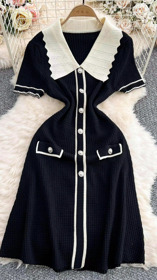 Broad Zig Zag Collar Buttoned Dress FC1868
