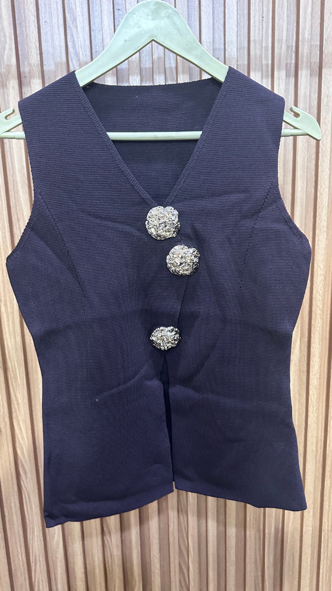 Buttoned Sleeveless Koti FC1854
