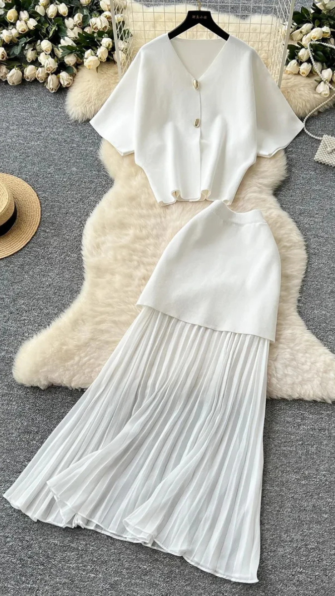 Buttoned Top With Pleaded Skirt FC1907