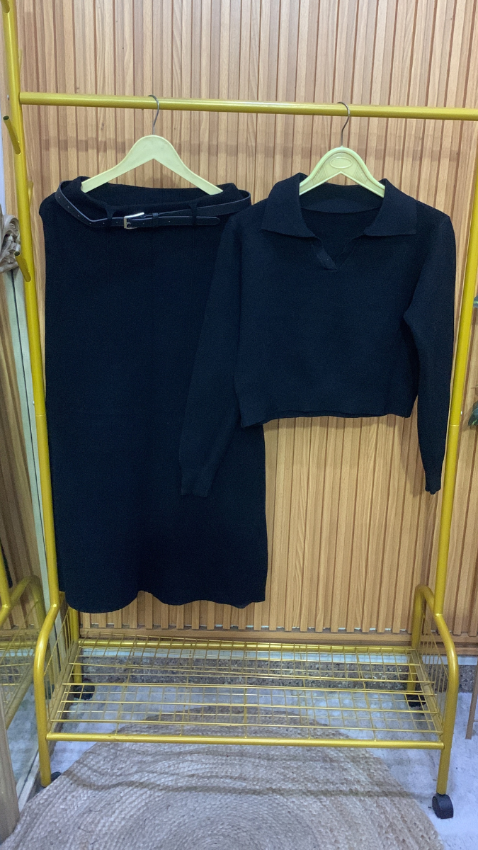 Collar Full Sleeve Top With A- Line Skirt FC1990