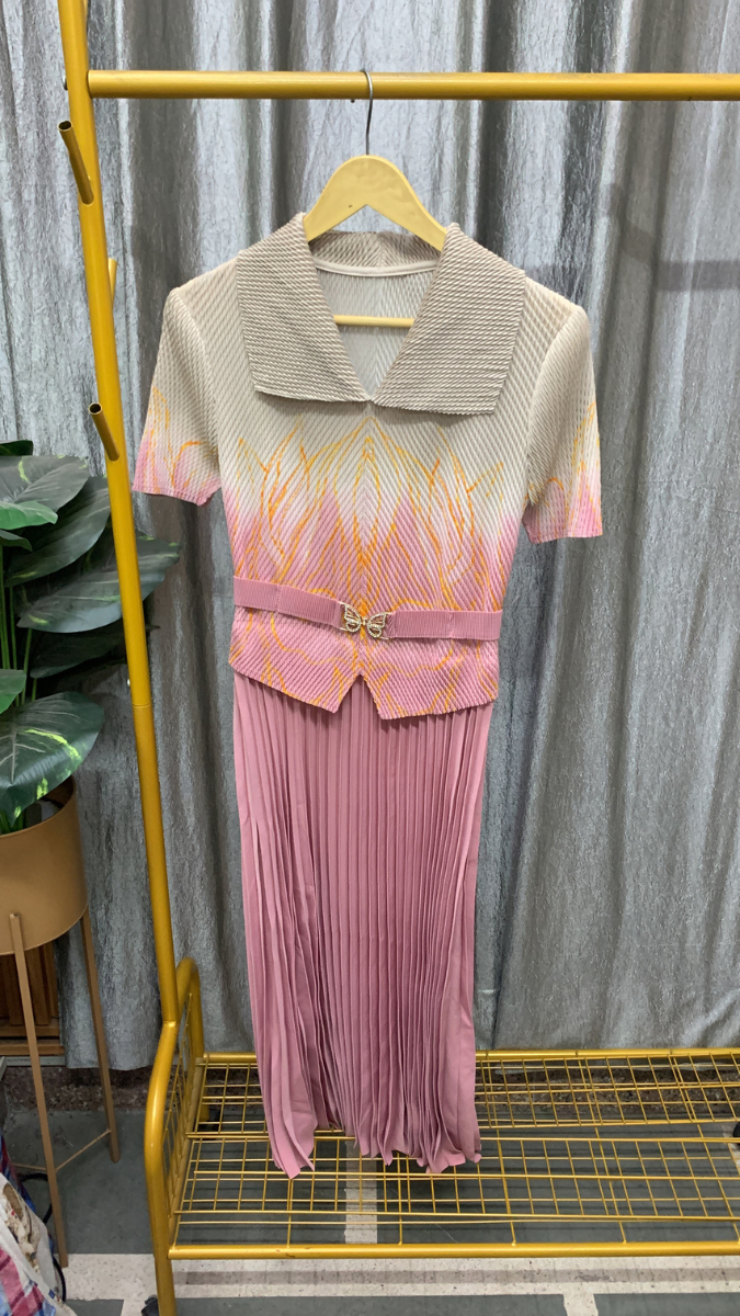Dual Color Broad Color Wrinkle Dress FC2509
