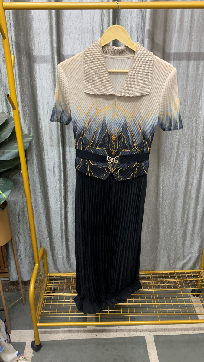 Dual Color Broad Color Wrinkle Dress FC2509