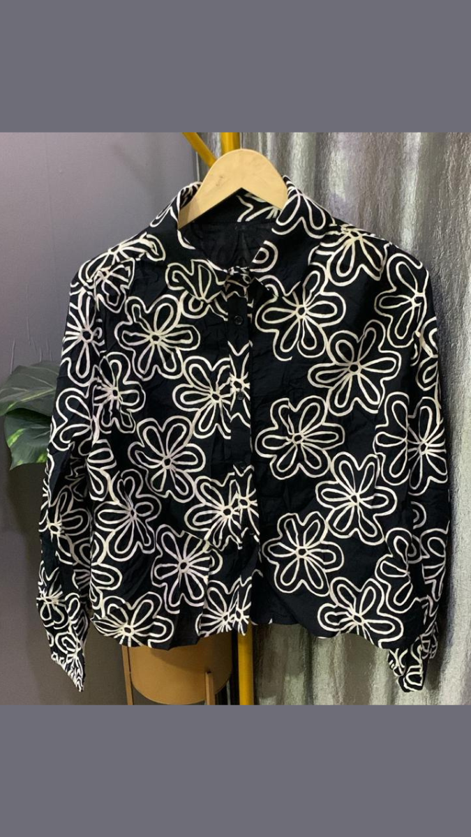 Embroidery Flower Shirt FC2420