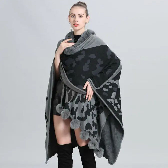 FC Woollen Knitted Furr Neck Women Printed poncho Capes