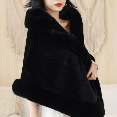 FC Luxurious One Size Fit to All Winter Faux Fur Cape