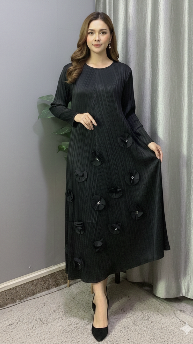 Flower Embedded Round Neck Maxi Dress FC2216