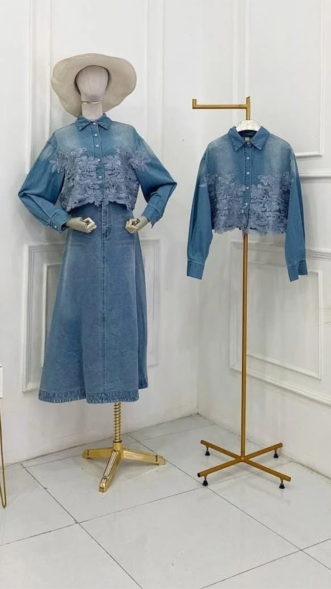 Flower Lace Embedded Denim Jacket FC1926