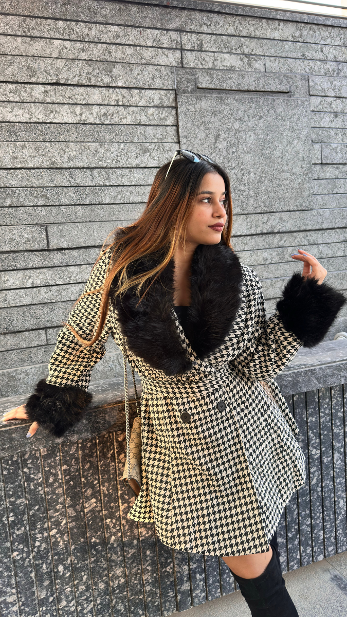 Furr Neckline And Sleeve With Small Check Coat FC2027