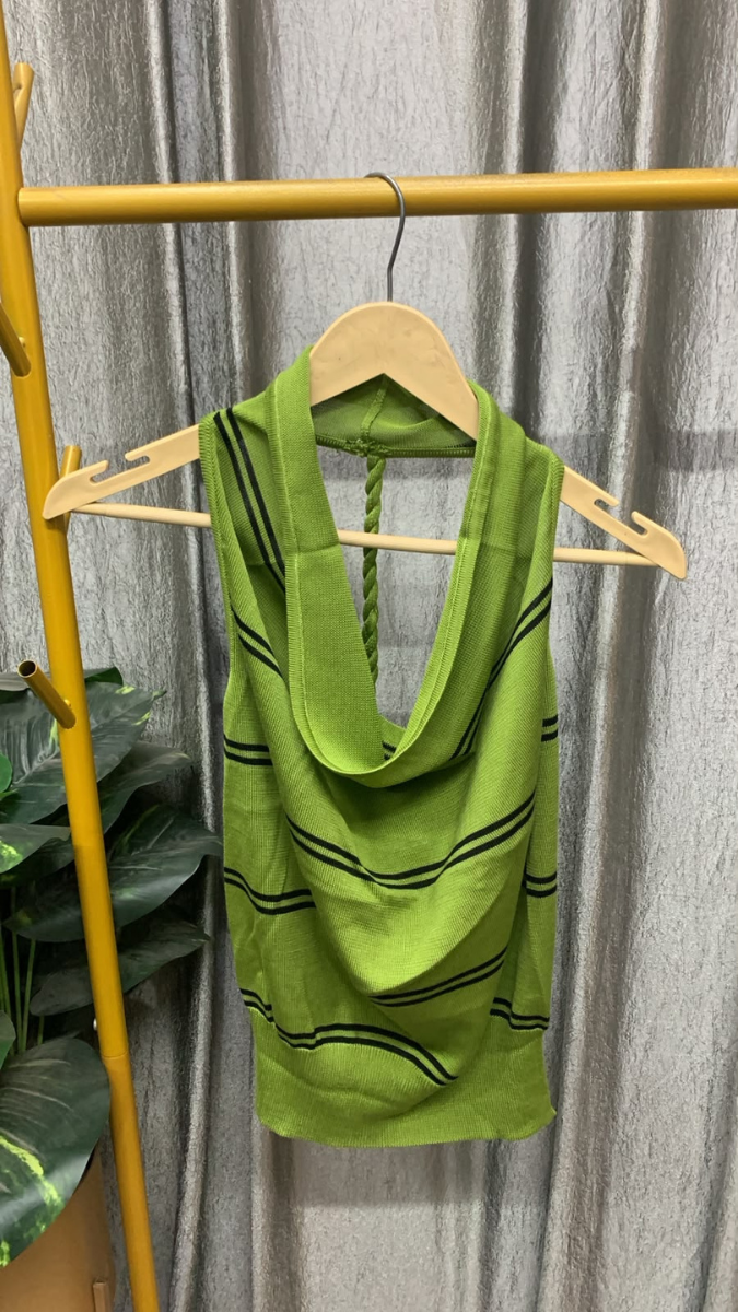 Halter Neck Loose Neckline Top FC2568