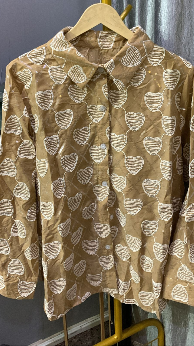 Heart Embroidery Shirt FC2206