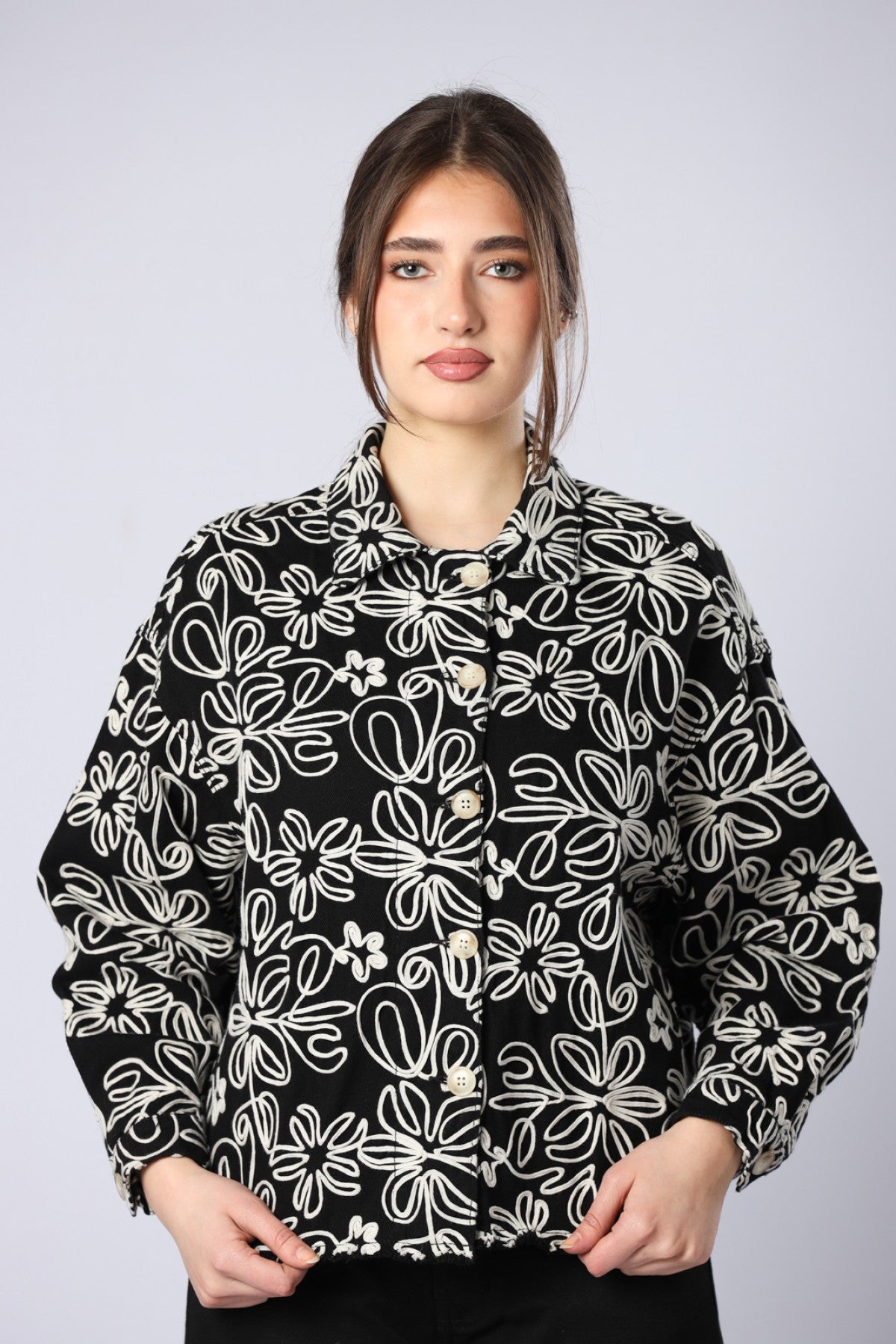 Embroidery Flower Shirt FC2420