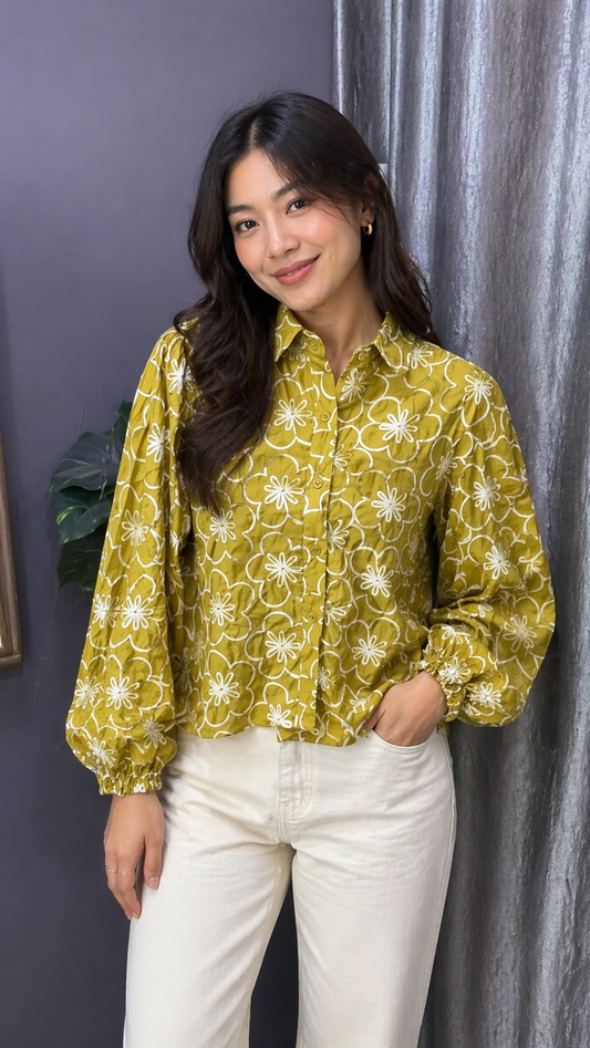 Embroidery Flower Shirt FC2420
