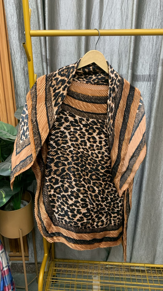 Leopard Printed Kaftan Top With Scarf FC2536