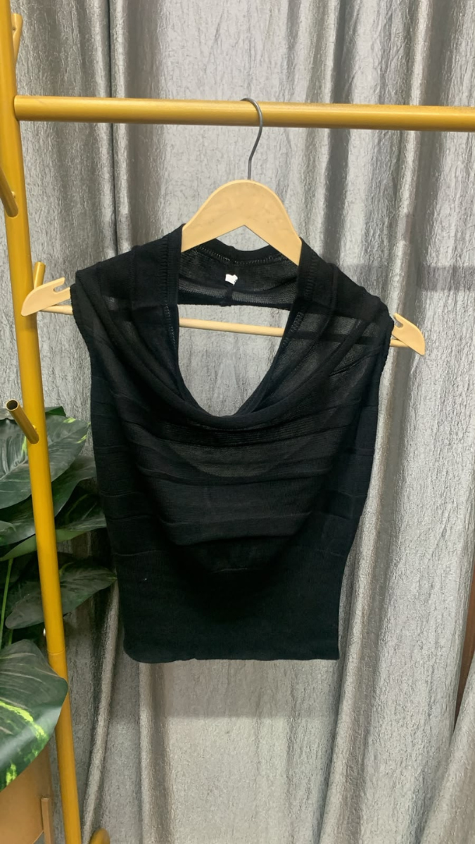 Loose Neckline Sleeveless Backless Crop Top FC2576