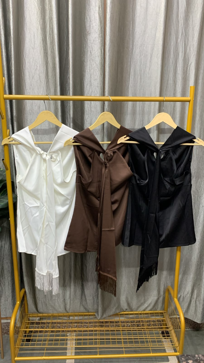 Loose Neckline Tie Belt Back Top FC2891