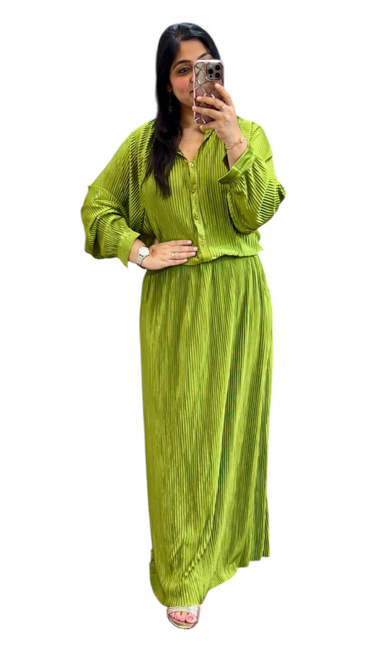 Loose Shirt With A Line Skirt Set FC1900