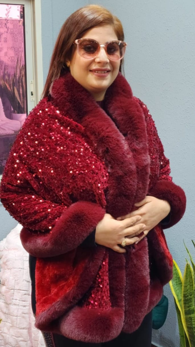 Luxurious One Size Fit to All Winter Faux Fur Cape FC1530