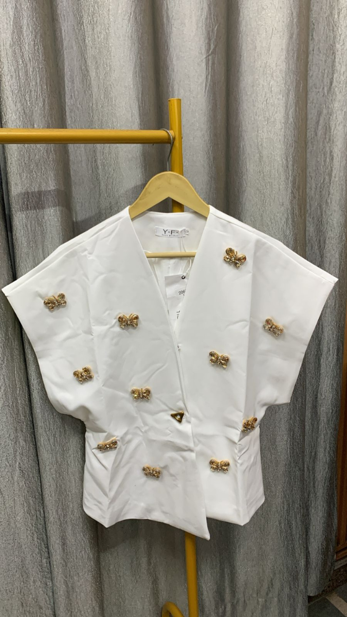 Luxury Butterfly Designed Crystal Embedded Top FC2327
