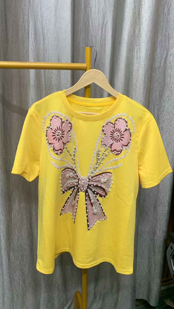 Pearl Embedded Flower And Bow Top FC2571