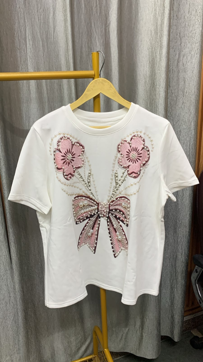 Pearl Embedded Flower And Bow Top FC2571
