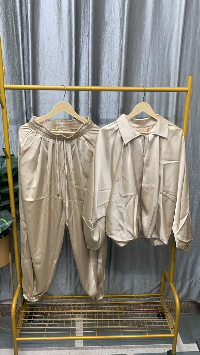 Plain Balloon Sleeve Shirt And Pant Satin Coord Set FC2570
