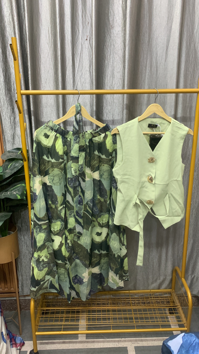 Plain Vest Coat With Printed Skirt Coord Set FC2543